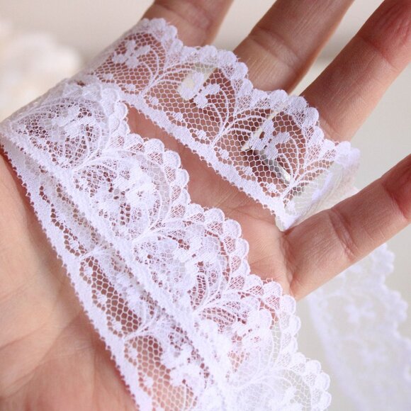 Vintage White Lace Trim, 3 Yards, 1.25" wide, Nylon, Sewing Supply - Picture 6 of 10